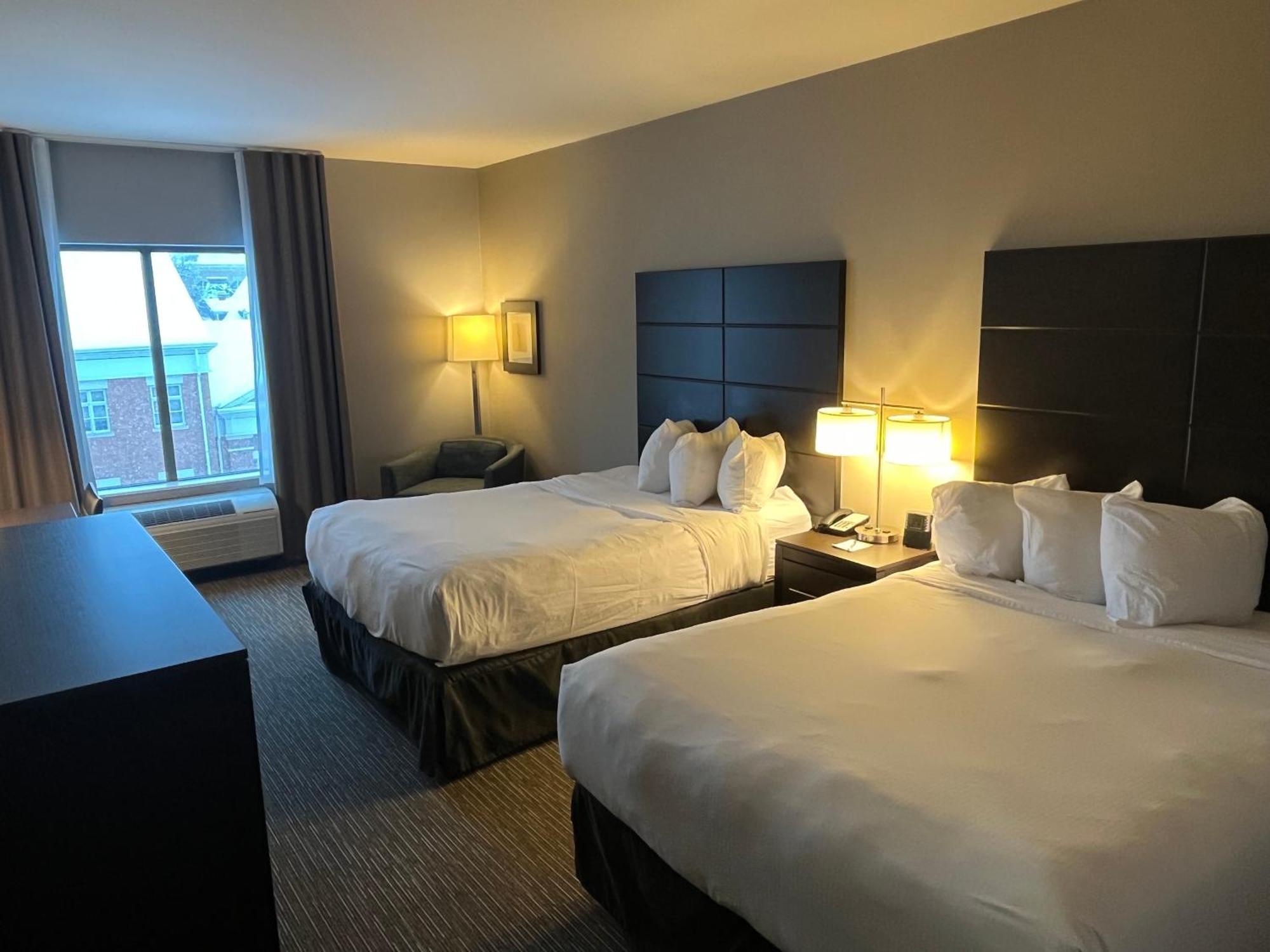 Wingate By Wyndham Altoona Downtown/Medical Center Hotell Eksteriør bilde